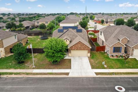 321 Silver Buckle Schertz TX 78154