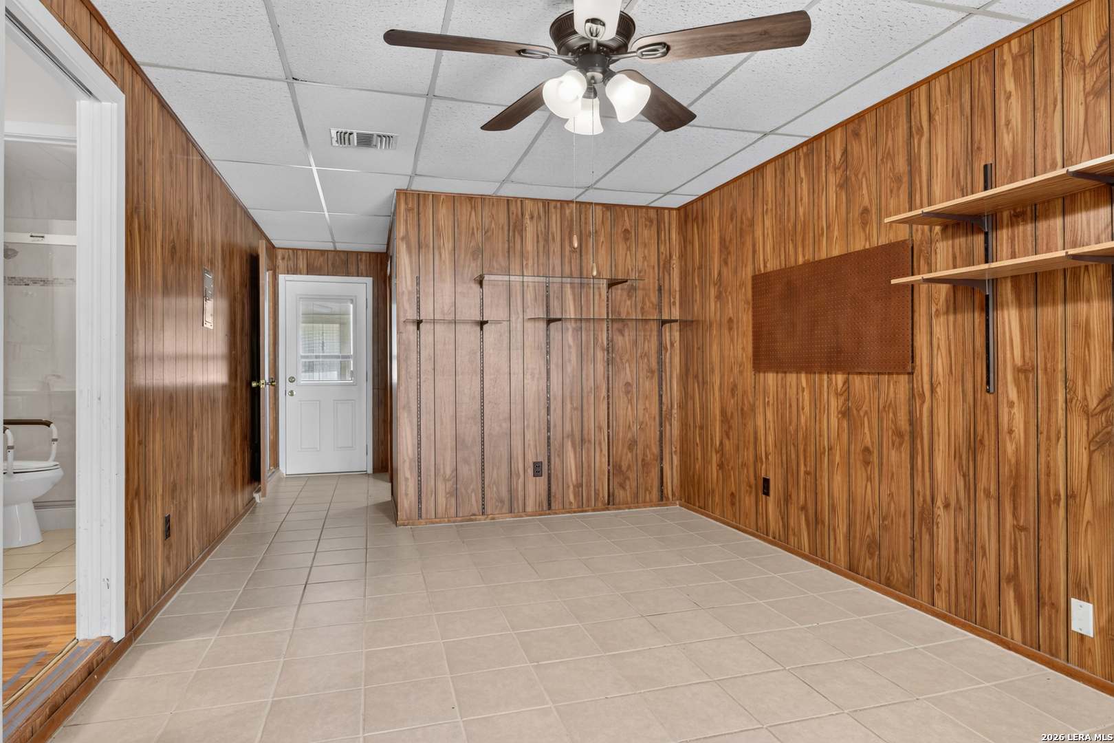 114 Hillcrest Universal City TX 78148