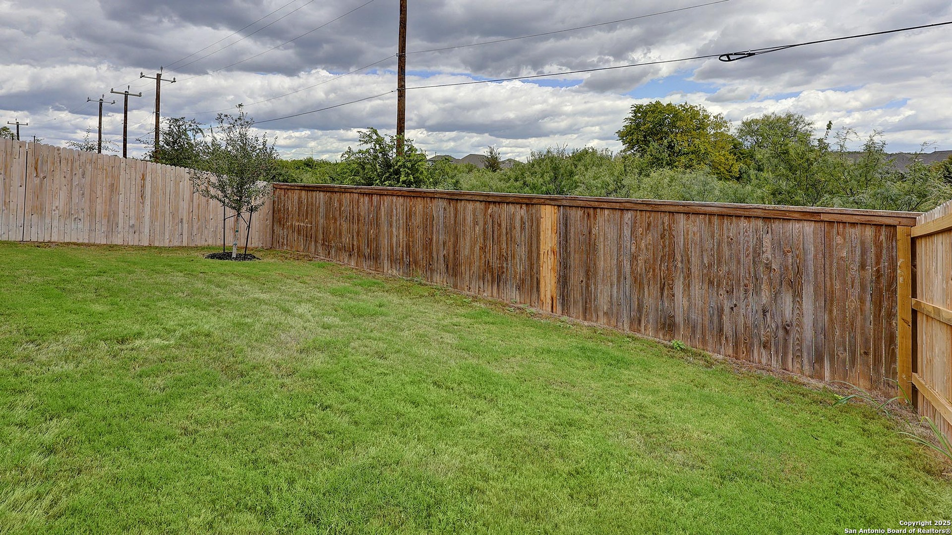 2420 Barkey Springs San Antonio TX 78245