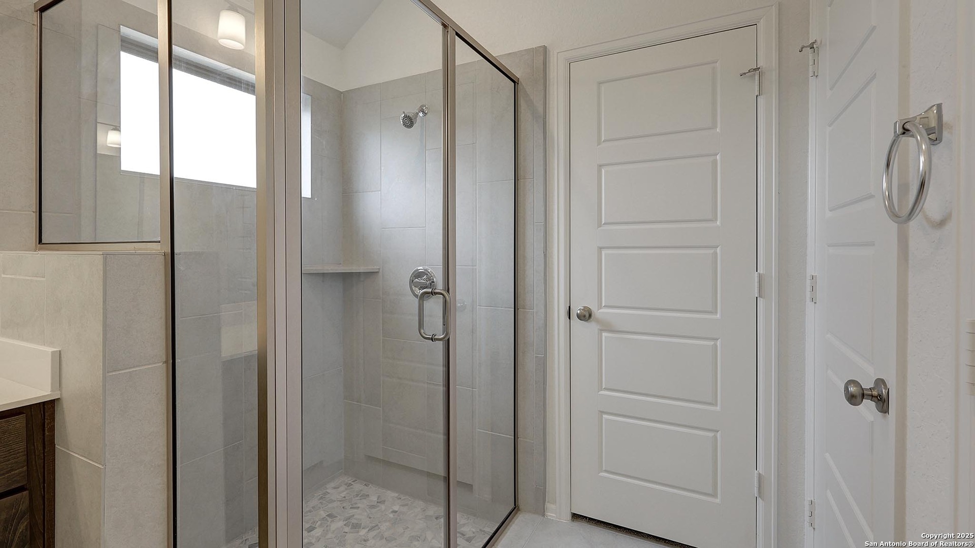 2420 Barkey Springs San Antonio TX 78245