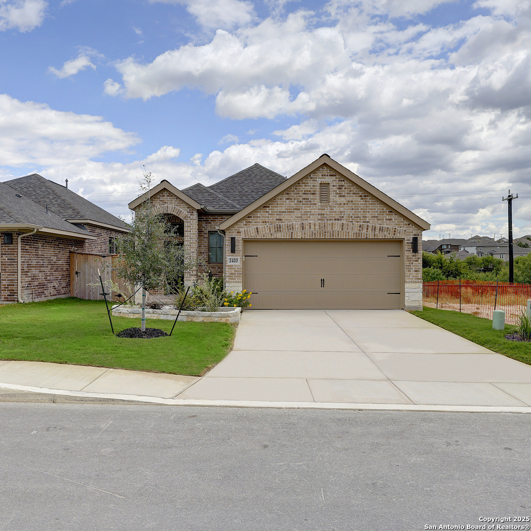 2420 Barkey Springs San Antonio TX 78245