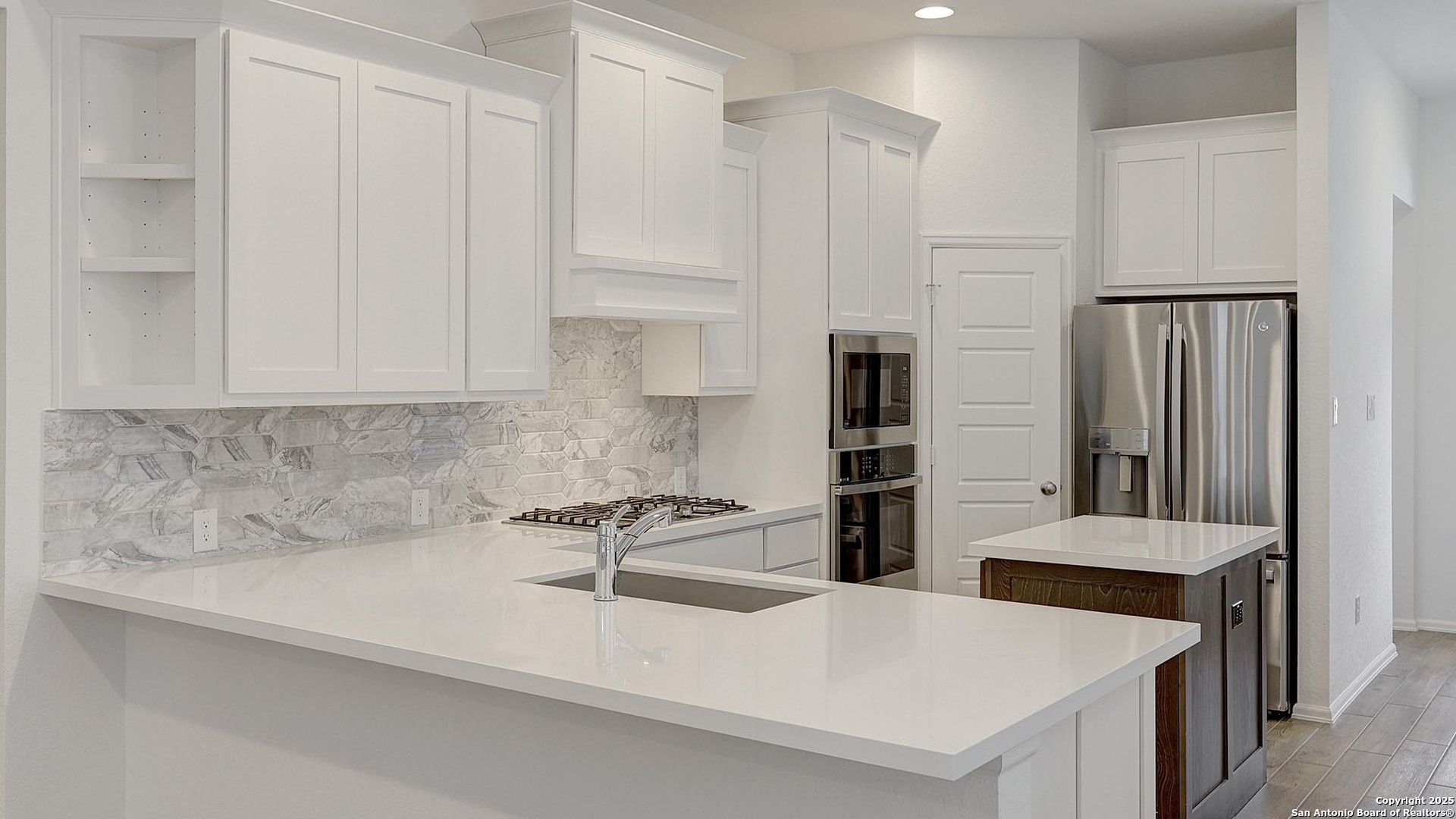 2420 Barkey Springs San Antonio TX 78245