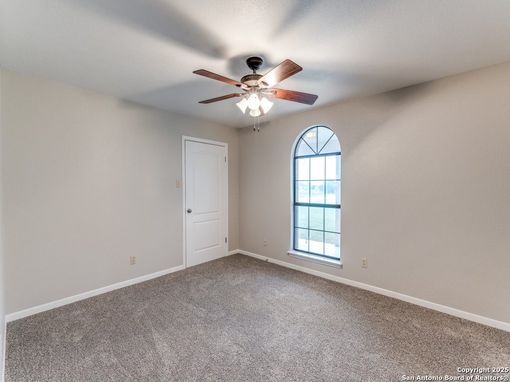 315 Simon Pleasanton TX 78064