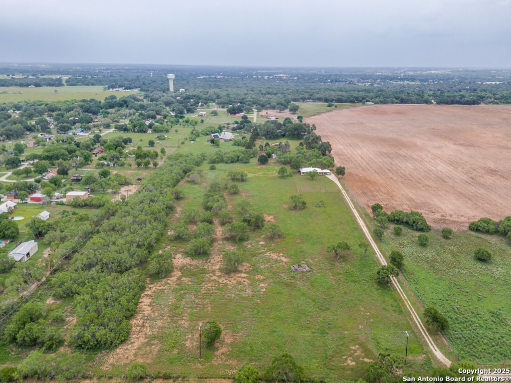 315 Simon Pleasanton TX 78064