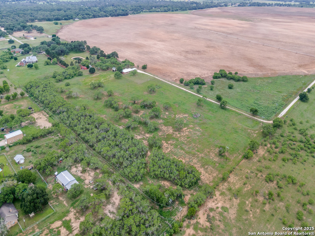 315 Simon Pleasanton TX 78064