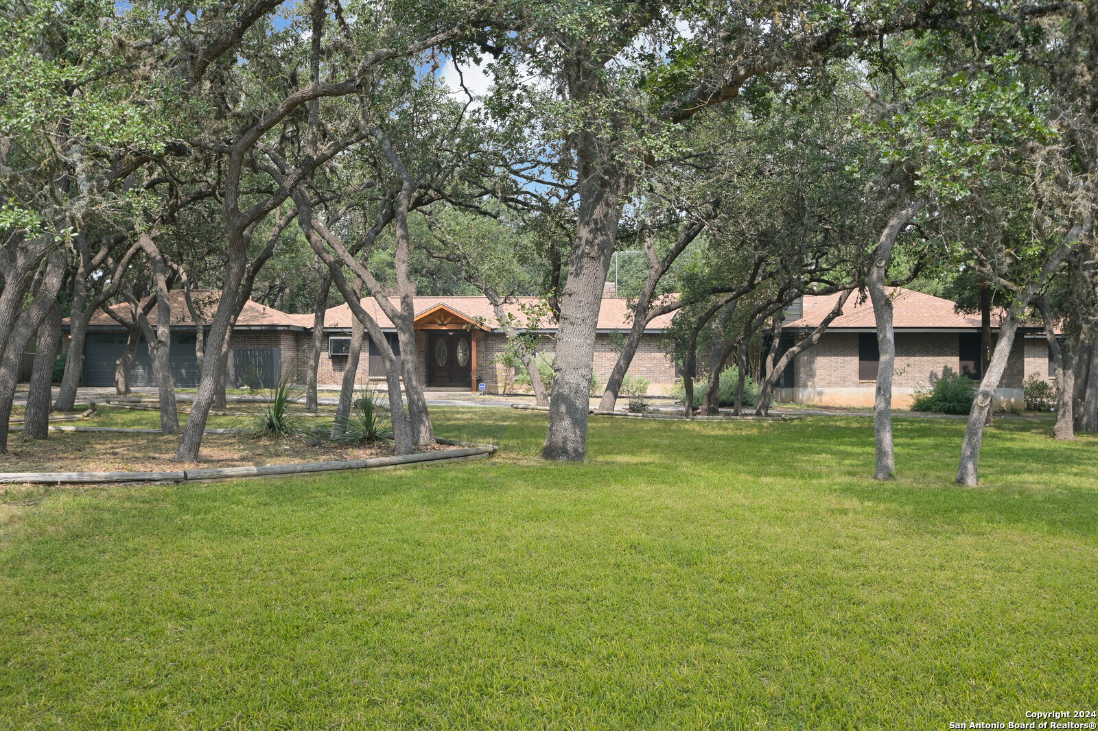 25311 Broad Oak Trail San Antonio TX 78255