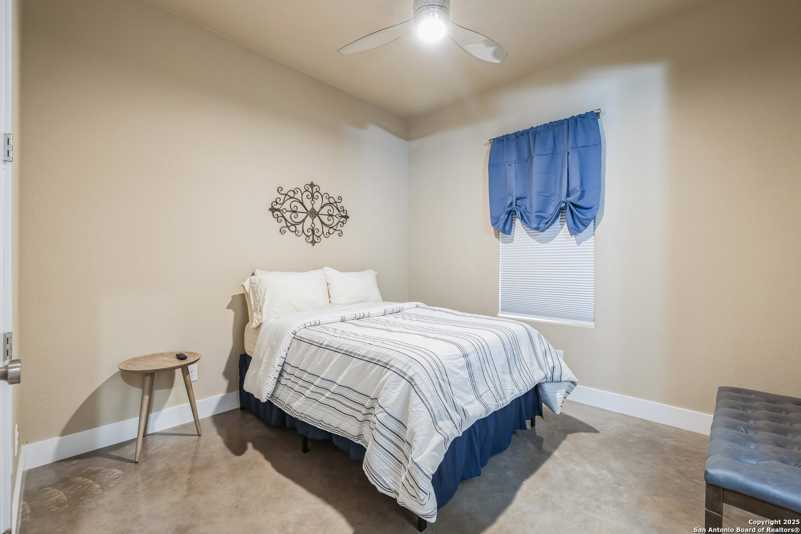 1062 Lariat Bandera TX 78003