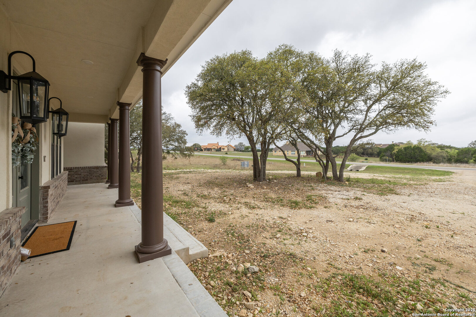 1062 Lariat Bandera TX 78003