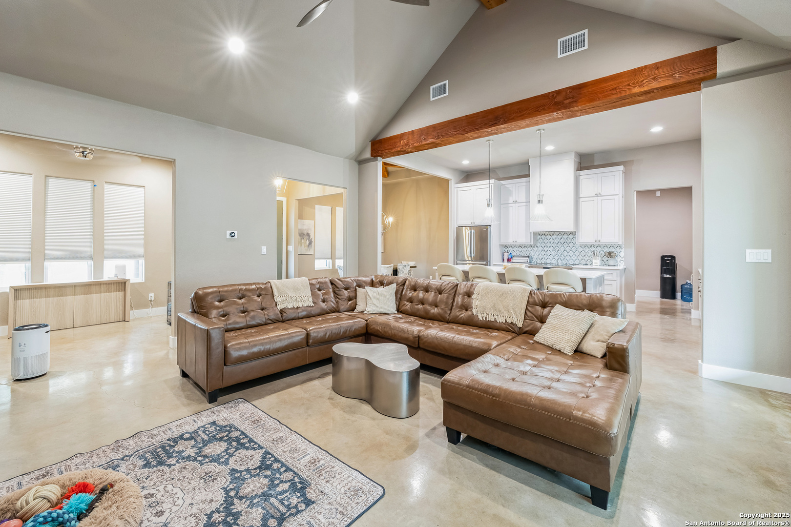 1062 Lariat Bandera TX 78003