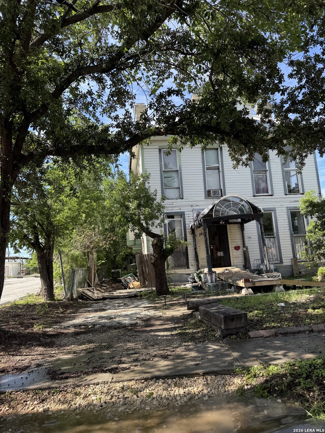131 E Myrtle San Antonio TX 78212
