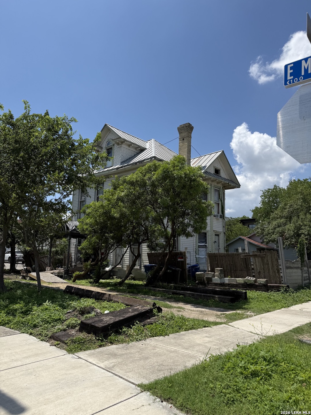 131 E Myrtle San Antonio TX 78212