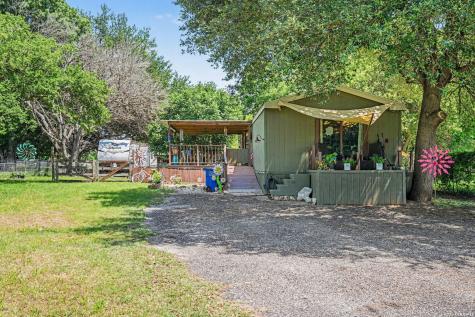 247 Woodcreek Circle Mcqueeney TX 78123