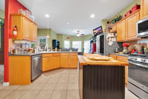 9215 Tay Drive Helotes TX 78023