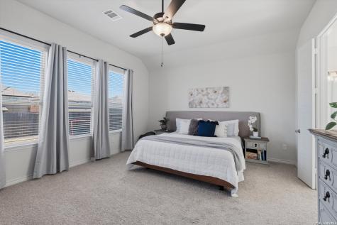 426 Foxtail Valley Cibolo TX 78108