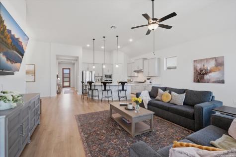 426 Foxtail Valley Cibolo TX 78108