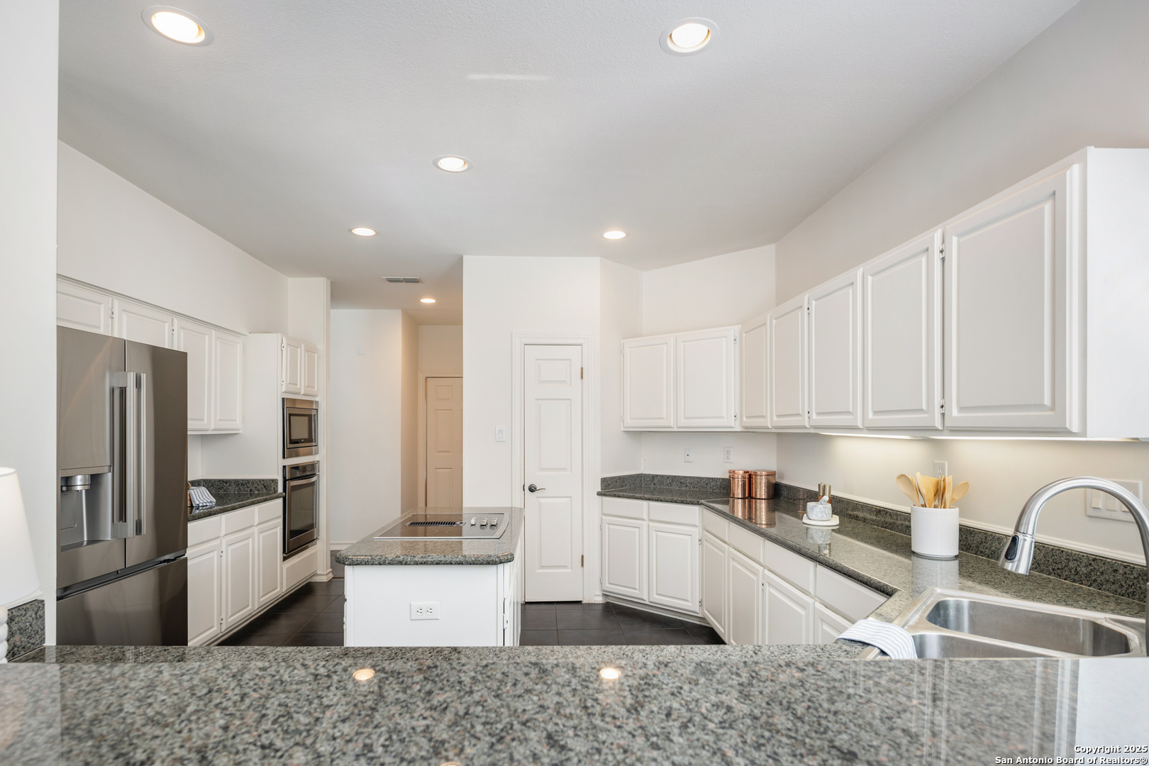 10 Thornhurst San Antonio TX 78218