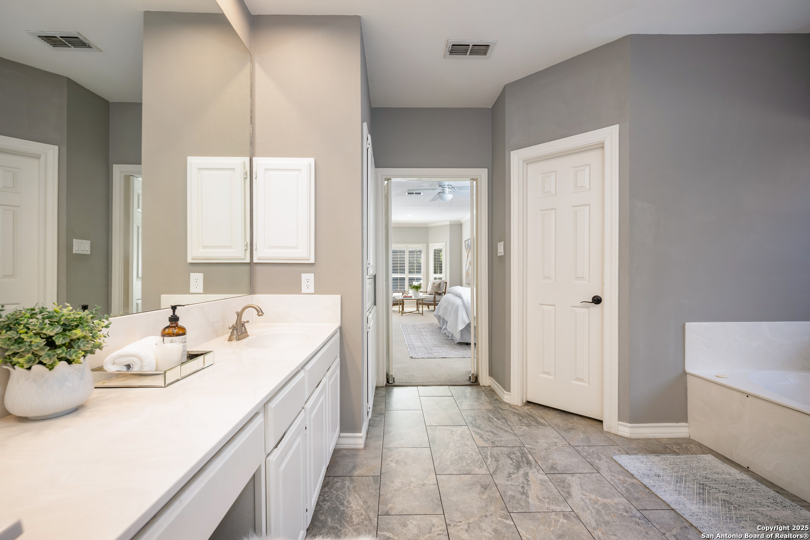 10 Thornhurst San Antonio TX 78218