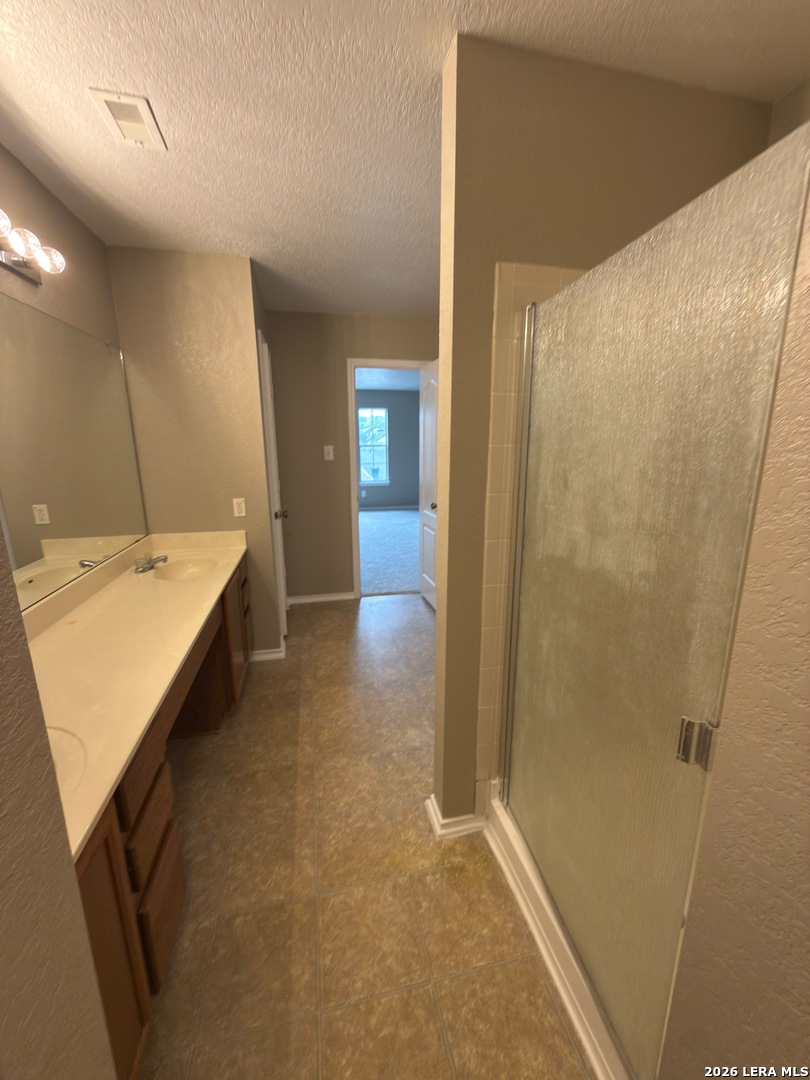 17238 Irongate Rail San Antonio TX 78247