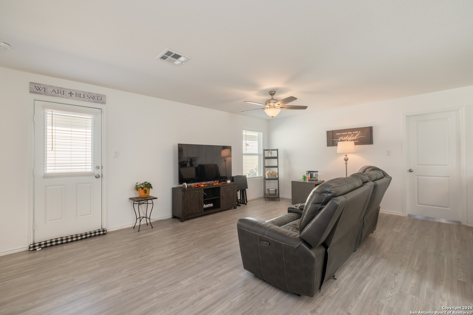 10227 Mesa Medina San Antonio TX 78252