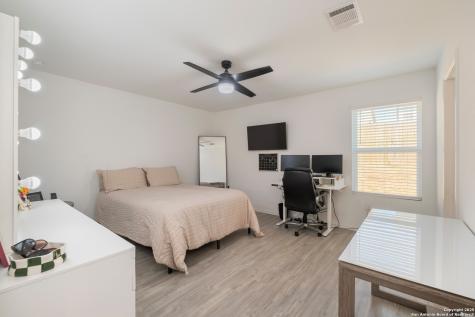 10227 Mesa Medina San Antonio TX 78252