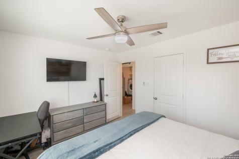 10227 Mesa Medina San Antonio TX 78252