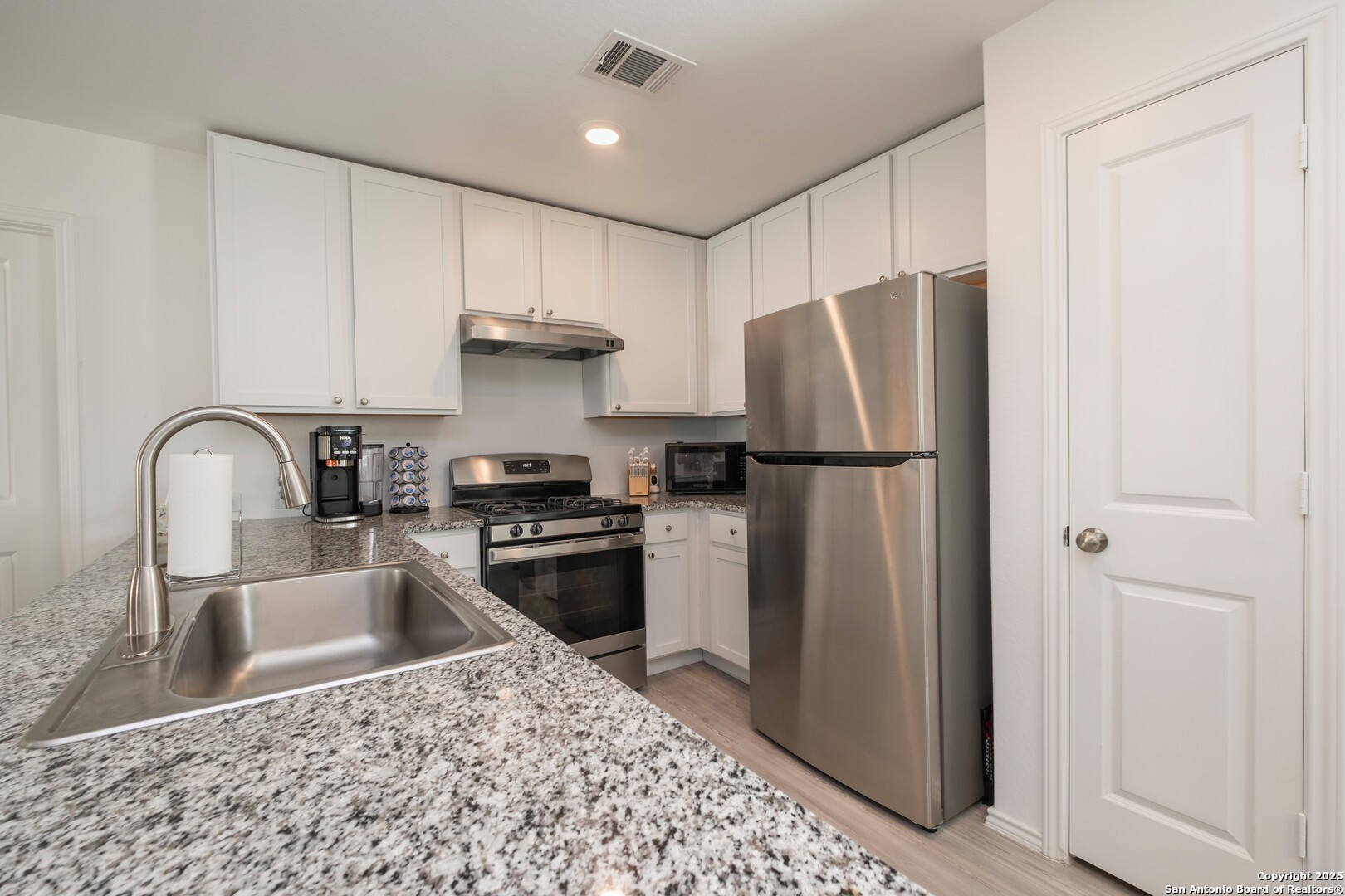 10227 Mesa Medina San Antonio TX 78252