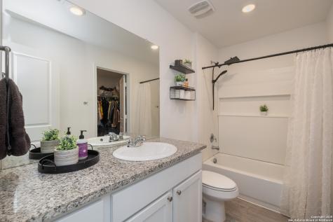 10227 Mesa Medina San Antonio TX 78252