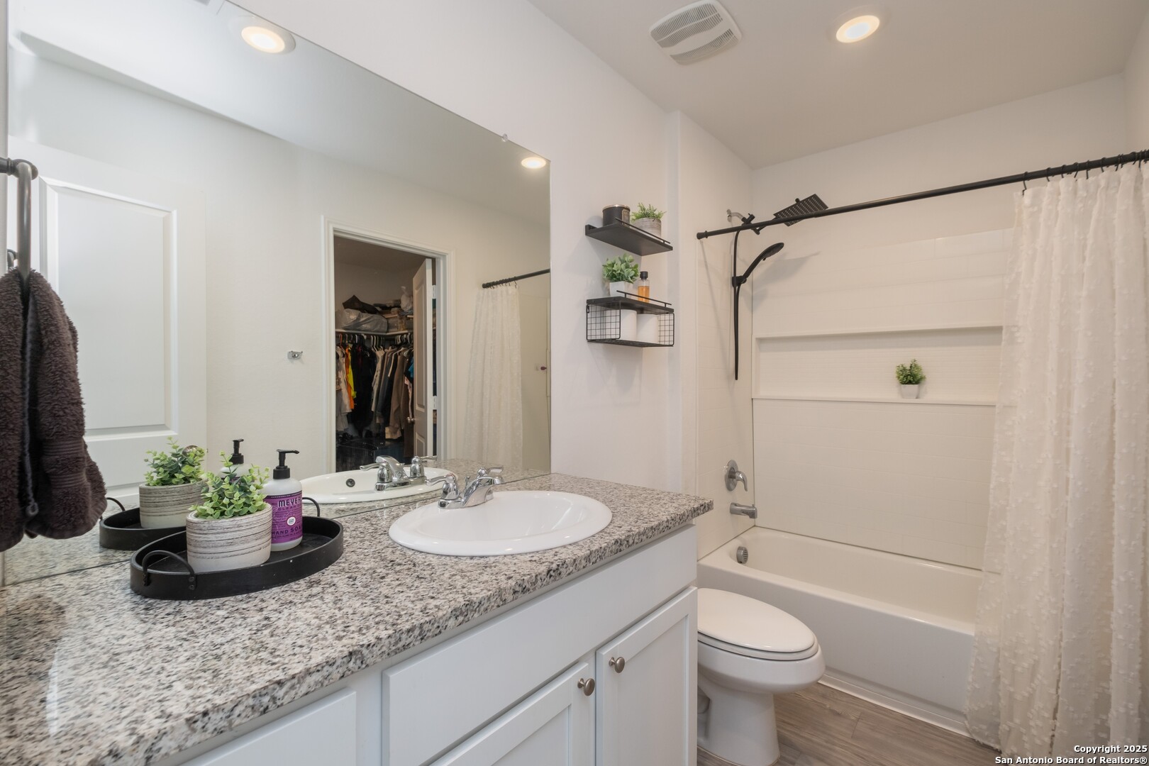 10227 Mesa Medina San Antonio TX 78252