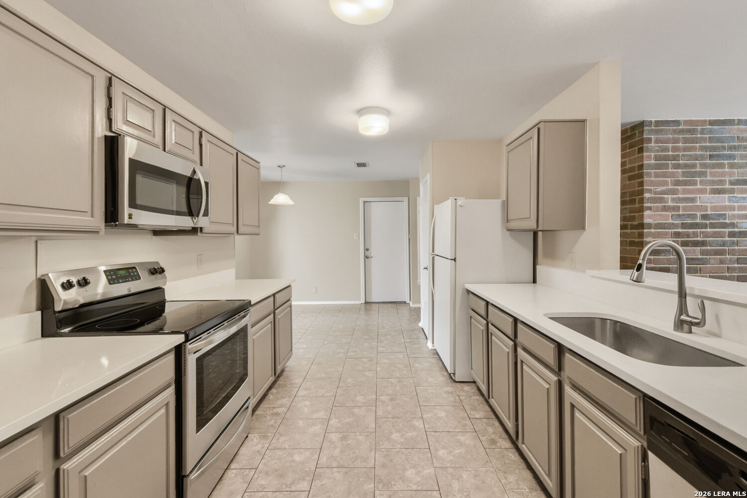 7710 Apple Green San Antonio TX 78240