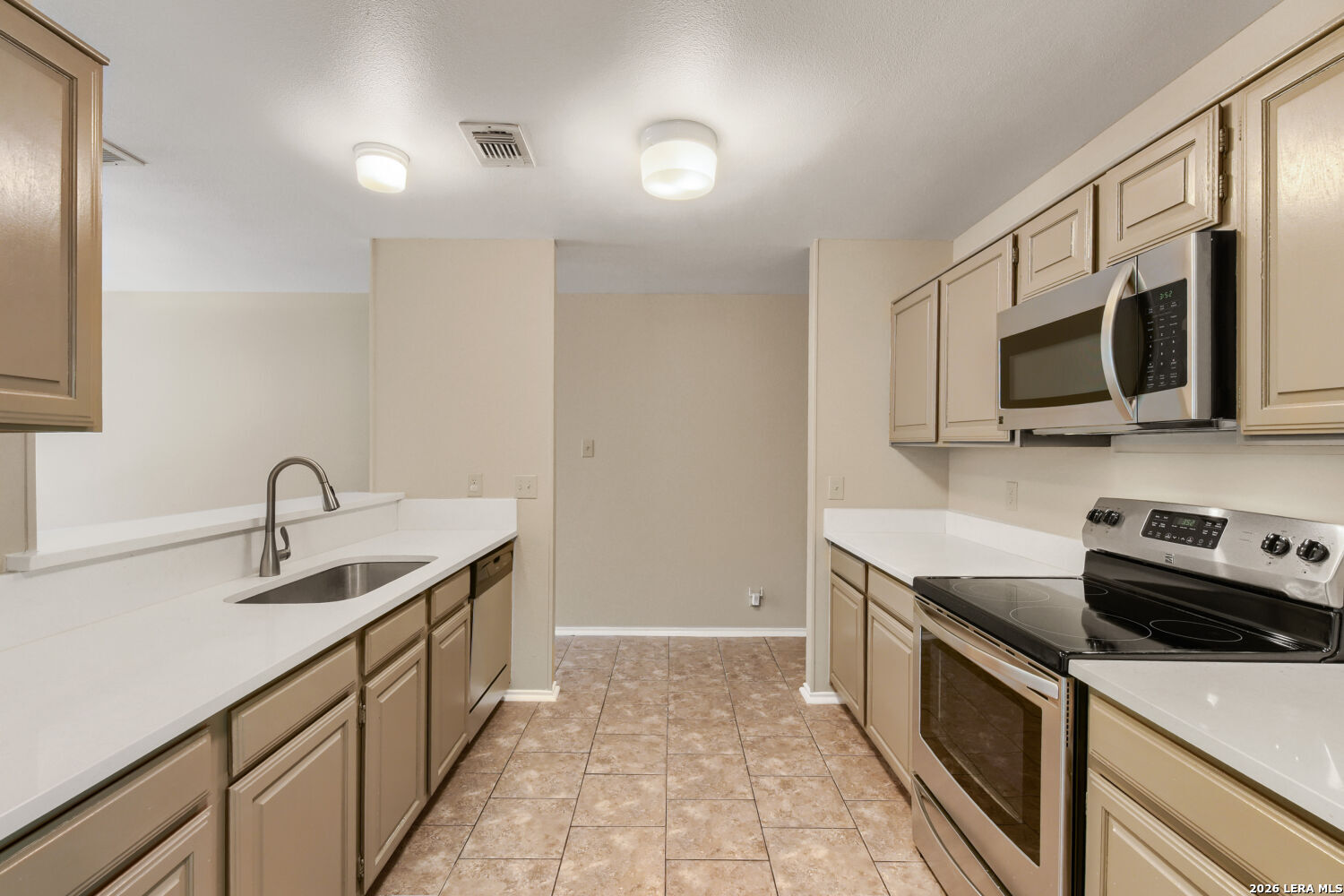 7710 Apple Green San Antonio TX 78240