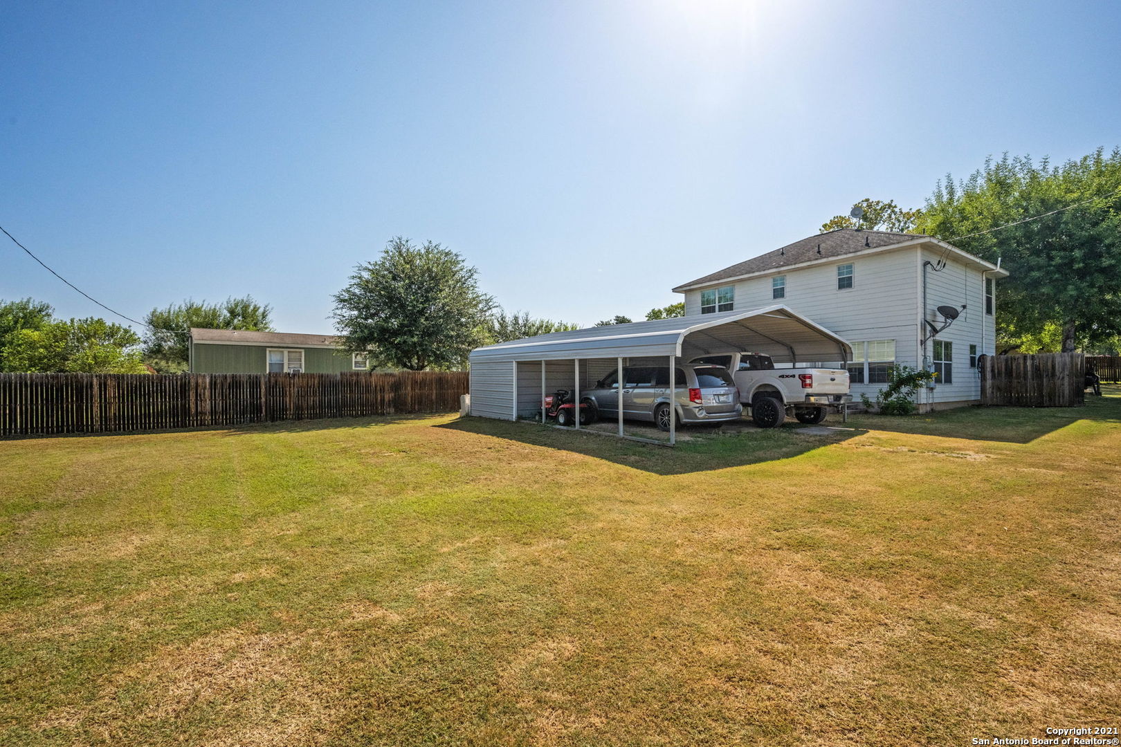 62 Buttercup Lane Floresville TX 78114