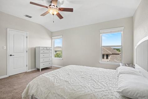 2906 Sawmill Lane New Braunfels TX 78130