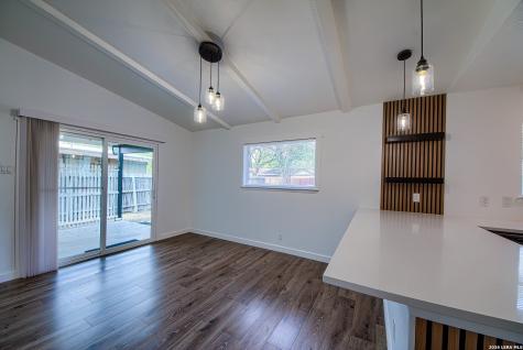 5027 Village Crest San Antonio TX 78218