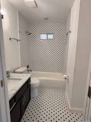5027 Village Crest San Antonio TX 78218