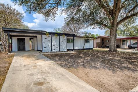 5027 Village Crest San Antonio TX 78218