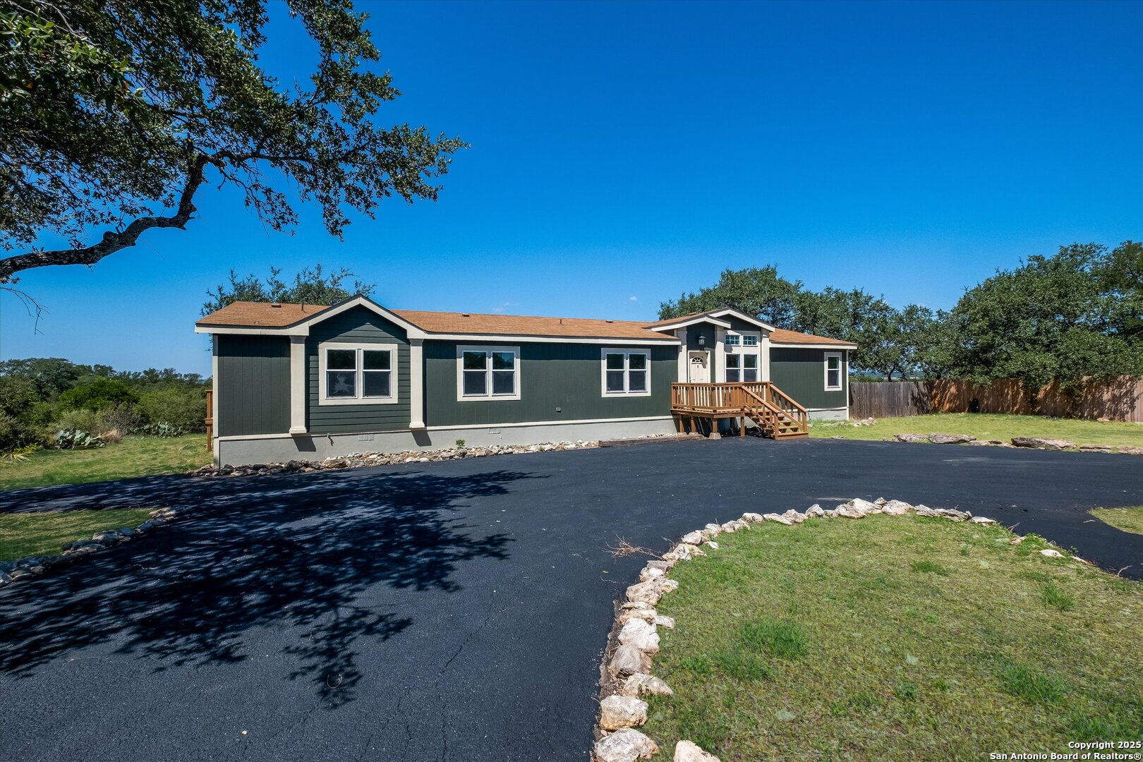 240 County Road 3829 San Antonio TX 78253