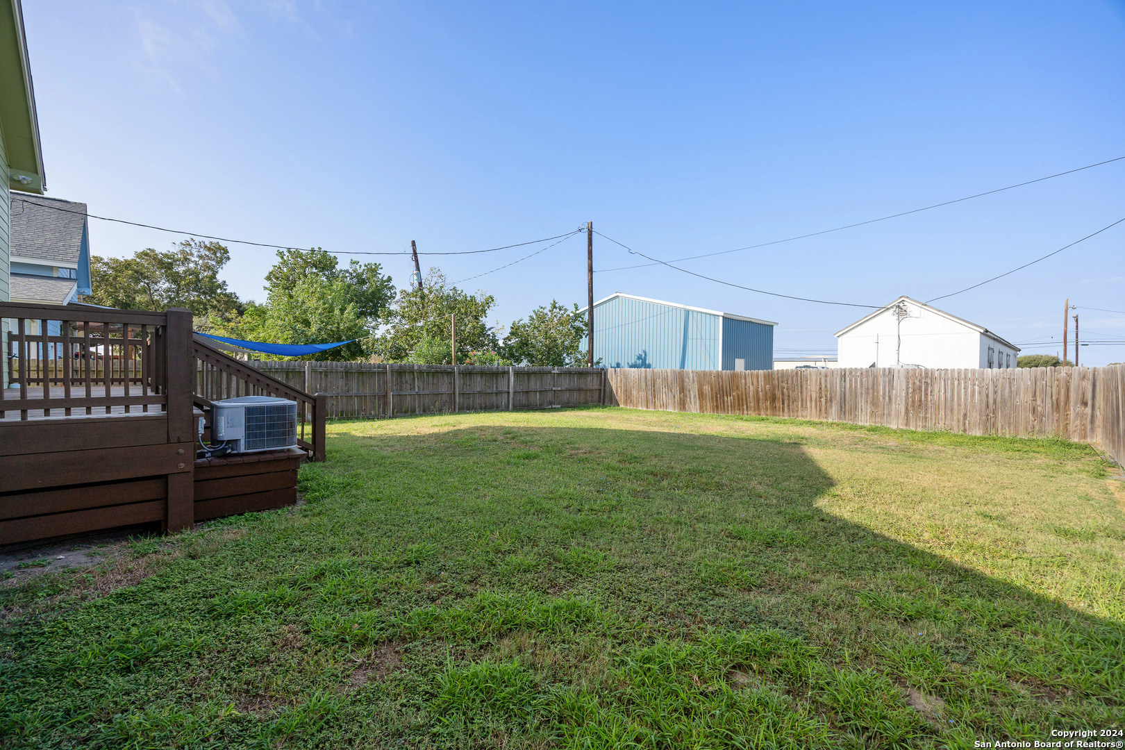 1403 S Young Rockport TX 78382