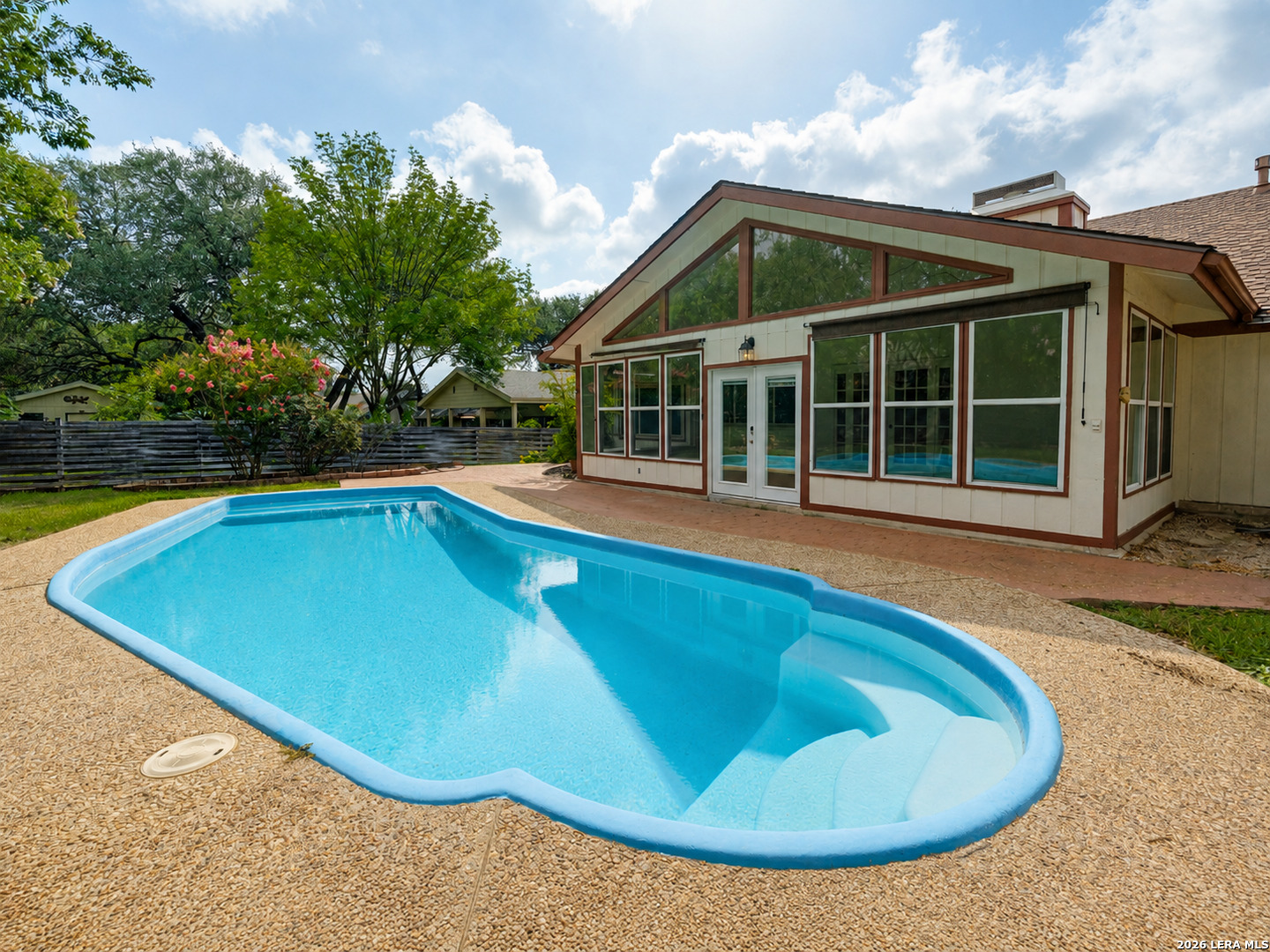 8519 Athenian Universal City TX 78148
