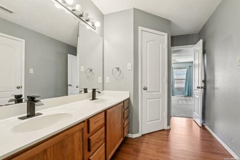 307 Clover Creek San Antonio TX 78245
