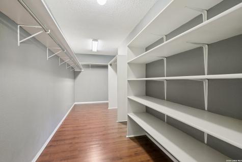 307 Clover Creek San Antonio TX 78245