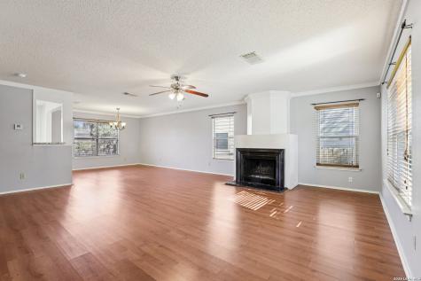 307 Clover Creek San Antonio TX 78245