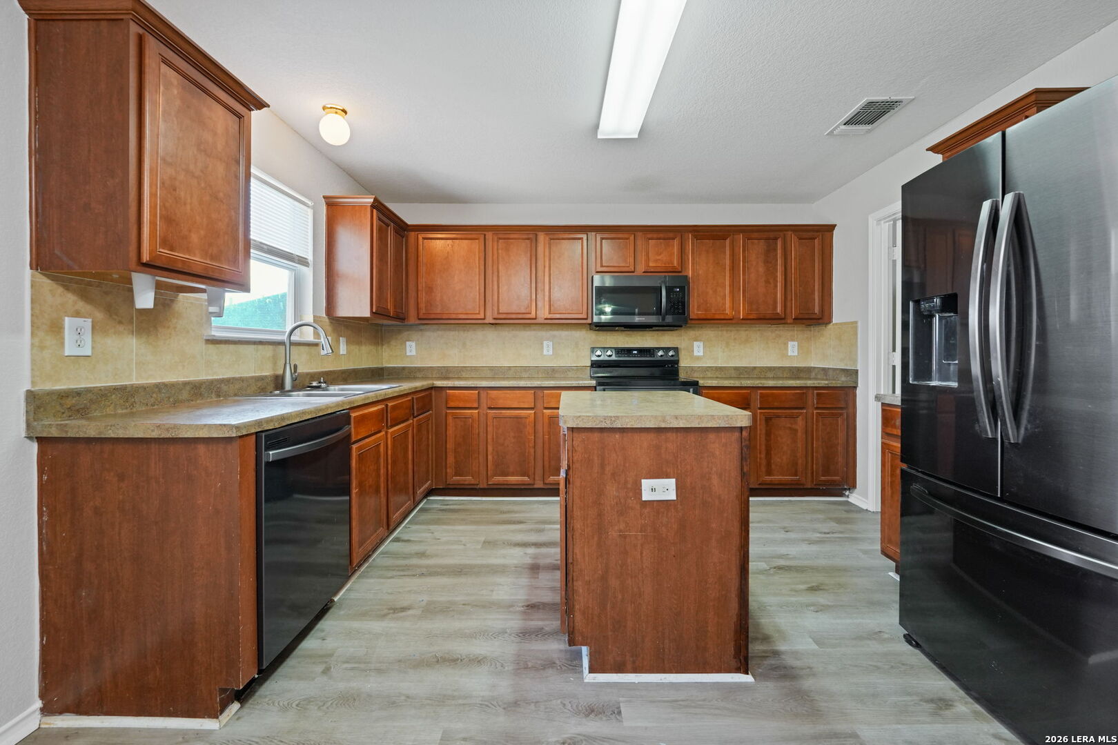 6614 Cibola Forest San Antonio TX 78233