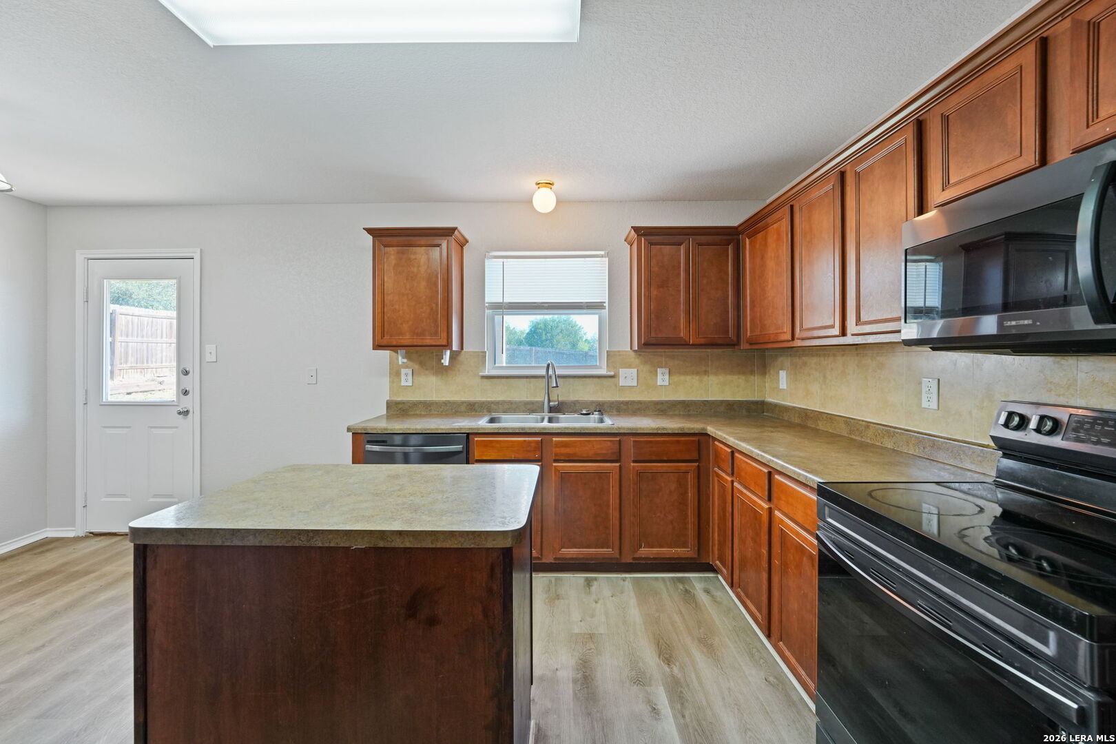 6614 Cibola Forest San Antonio TX 78233