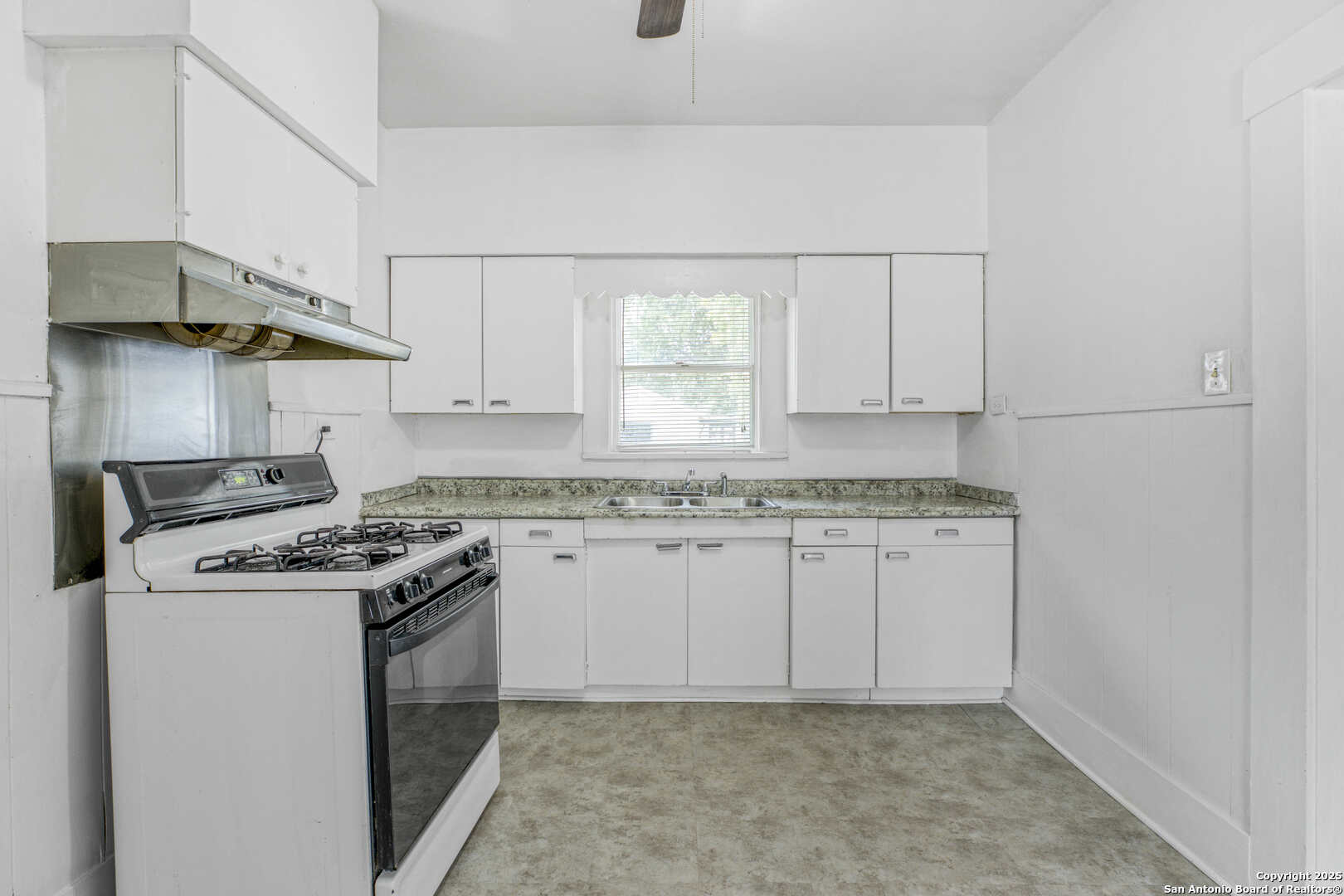 111 Huff San Antonio TX 78214
