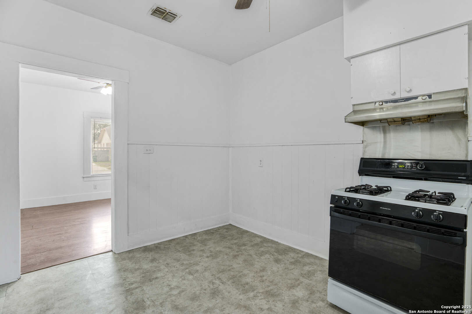 111 Huff San Antonio TX 78214