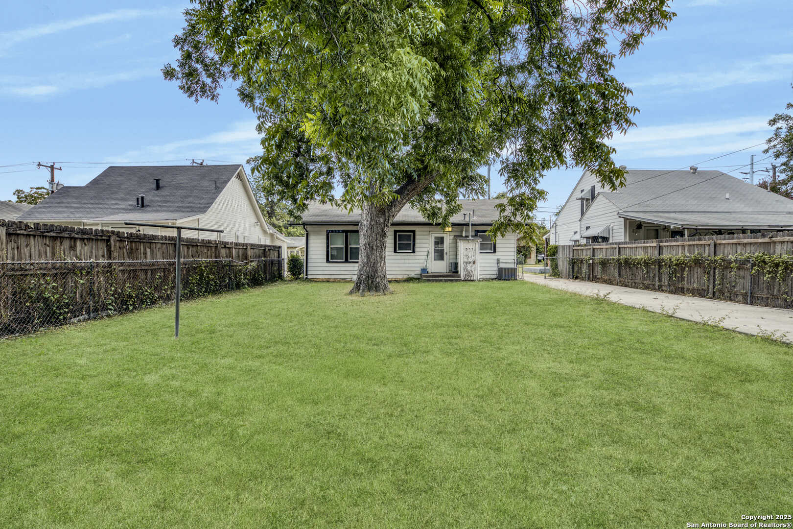 111 Huff San Antonio TX 78214