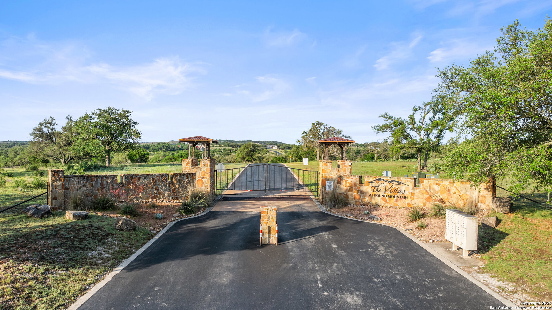 Lot 4 Vista Ridge Round Mountain TX 78663