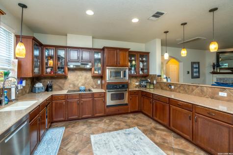 1203 Sand Wedge San Antonio TX 78258