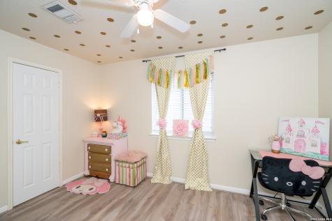 1203 Sand Wedge San Antonio TX 78258