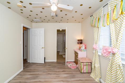 1203 Sand Wedge San Antonio TX 78258